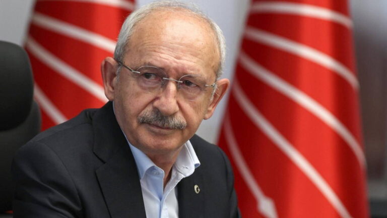 chp-kulislerinde-carpici-kilicdaroglu-yorumu-siz-kemal-beyi-bizim-kadar-tanimazsiniz-9VXnLp9T.jpg