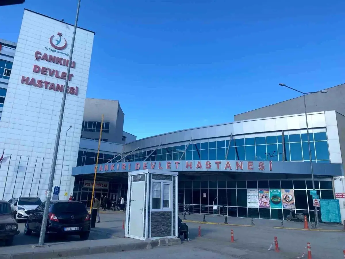 cankirida eski esine saldiran sahis kendine zarar verdi EKisybkn.jpg