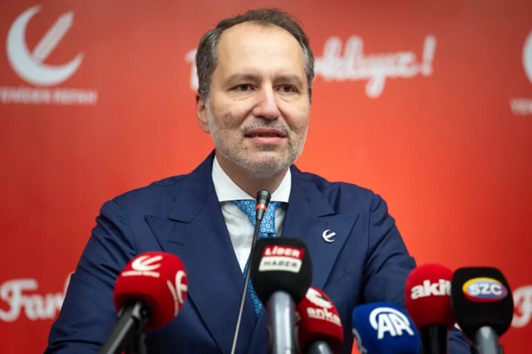 fatih erbakan madem ocalan meclise gelemiyor o zaman bahceli imraliya gitsin LYaeLQSe.jpg