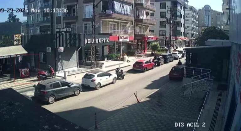 hatayda dondurma dolabindan 7 bin tllik hirsizlik YtYrr7UI.jpg