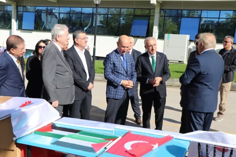 yuksek-ihtisas-universitesinde-gazze-ile-dayanisma-haftasi-duzenlendi-2Wz2lyr2.jpg