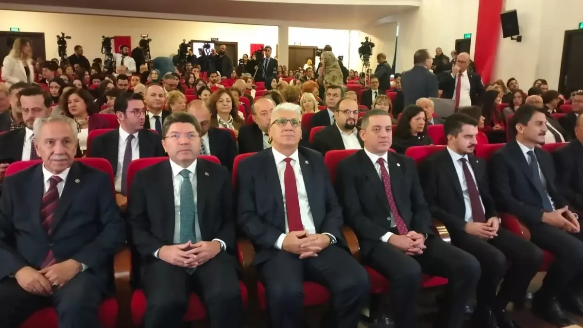 hukuk fakulteleri kontenjanlari azaliyor N8C8j2yt.jpg