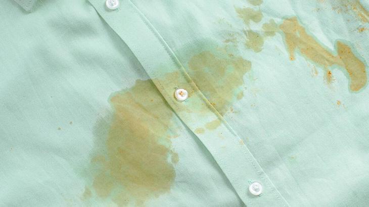 zeytinyagi lekesini uste cikariyor 1 kasik bebek pudrasi yeter yoksa nisasta kullanin 6O5Np31s.jpg